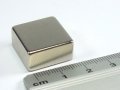 Неодимовый магнит средний квадрат 20х20х5 мм - Ni